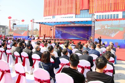 情懷鑄就實業夢，初心照亮家鄉路